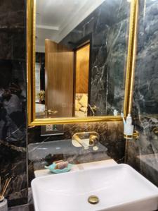 Bathroom Image of 3600 Sq.ft 4 BHK Apartment / Flat for sale in Beliaghata Kolkata for Rs. 49900000