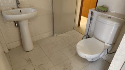 Image of 2300 Sq.ft 3 BHK Apartment / Flat for rent in Vikram Golf View Condos, Sector 19 Dwarka, New Delhi for Rs. 62000