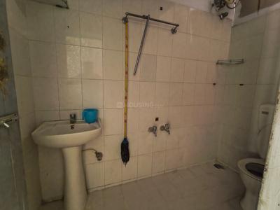 Bathroom Image of 500 Sq.ft 1 RK Apartment / Flat for rent in Bangalore City Municipal Corporation Layout Bengaluru for Rs. 15000