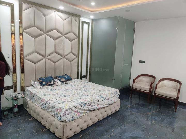 4 BHK 2700 Sqft Independent Floor for sale at Naraina, New Delhi