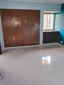 Bedroom Image of 1200 Sq.ft 2 BHK Apartment / Flat for rent in Batla Apartments, Patparganj New Delhi for Rs. 37000
