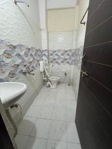 Bathroom Image of 680 Sq.ft 1 BHK Apartment / Flat for rent in Bicholi Hapsi Indore for Rs. 9000