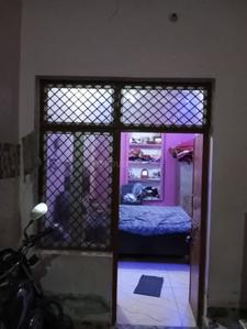 Bedroom Image of 323 Sq.ft 1 RK Builder Floor for rent in Barra Kanpur for Rs. 4000