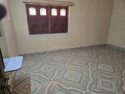 Bedroom Image of 1100 Sq.ft 2 BHK Independent House for rent in Dhakuria Kolkata for Rs. 18000