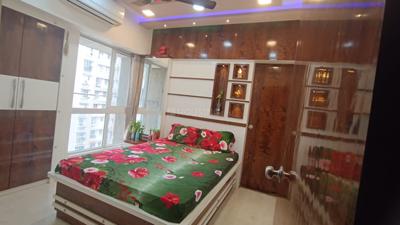 Bedroom Image of 560 Sq.ft 2 BHK Apartment / Flat for sale in Lodha Amara Tower 1 To 5 And 7 To 19, Thane West Thane for Rs. 9500000