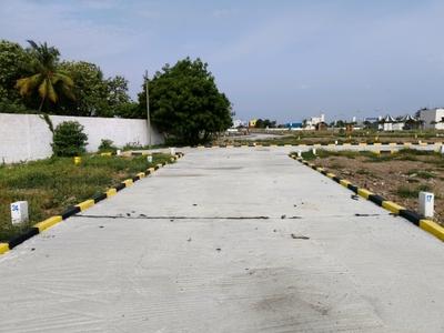 Image of 800 Sq.ft Residential Plot / Land for sale in Red Hills, Chennai for Rs. 2640000