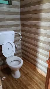 Bathroom Image of 850 Sq.ft 2 BHK Apartment / Flat for rent in Dum Dum Cantonment Kolkata for Rs. 12000