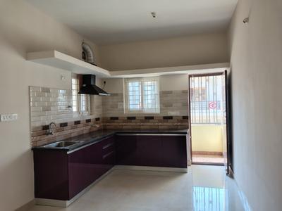 Kitchen Image of 1000 Sq.ft 2 BHK Builder Floor for rent in Iggalur Bengaluru for Rs. 19000