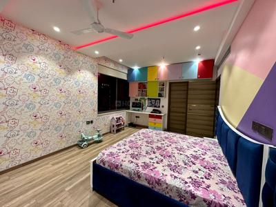 Bedroom Image of 2800 Sq.ft 4 BHK Apartment / Flat for sale in Ivory County Phase 1, Sector 115 Noida for Rs. 63000000