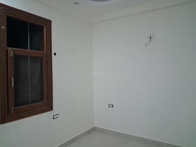 Bedroom Image of 1100 Sq.ft 2 BHK Apartment / Flat for sale in Hometech Pride, Sector 73 Noida for Rs. 3950000