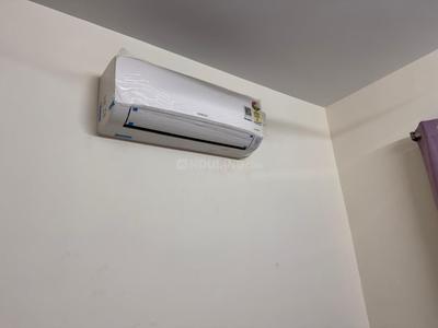 Bedroom Image of 1500 Sq.ft 3 BHK Apartment / Flat for rent in Srijan Centrum, Gobra Kolkata for Rs. 53000