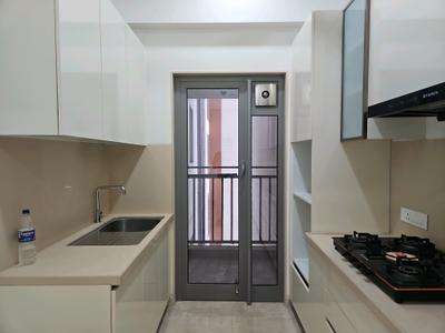 Kitchen Image of 1000 Sq.ft 2 BHK Apartment / Flat for rent in Piramal Mahalaxmi South Tower, Worli Mumbai for Rs. 180000
