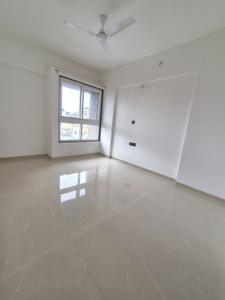 Bedroom Image of 1000 Sq.ft 2 BHK Apartment / Flat for rent in Pristine Allure, Kharadi Pune for Rs. 35000