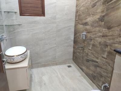 Image of 2476 Sq.ft 4 BHK Builder Floor for rent in Shakti Nagar, New Delhi for Rs. 86000