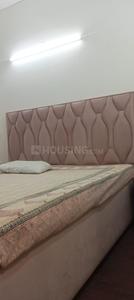 Bedroom Image of 3000 Sq.ft 4 BHK Independent House for rent in Sector 72 Noida for Rs. 65000