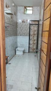 Bathroom Image of 6600 Sq.ft 5 BHK Independent House for sale in Bharat Heavy Electrical Limited Ran Haridwar for Rs. 40000000