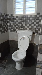 Bathroom Image of 700 Sq.ft 2 BHK Builder Floor for rent in Electronic City Bengaluru for Rs. 17000