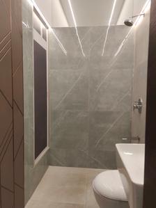 Common Bathroom Image of 500 Sq.ft 1 BHK Apartment / Flat for sale in Emerald Dotom Isle, Kandivali West Mumbai for Rs. 8600000