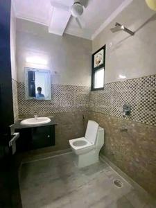 Bathroom Image of 1250 Sq.ft 3 BHK Builder Floor for rent in Jhandewalan New Delhi for Rs. 51111