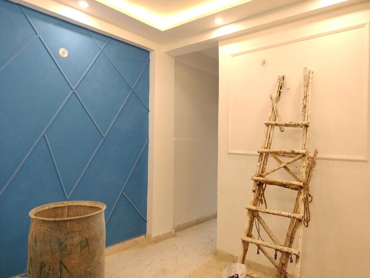 Vishal DLF Paradise Main Image 1