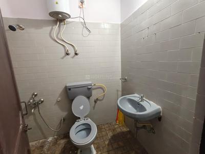 Bathroom Image of 2200 Sq.ft 3 BHK Apartment / Flat for rent in Shivaji Nagar Bengaluru for Rs. 100000