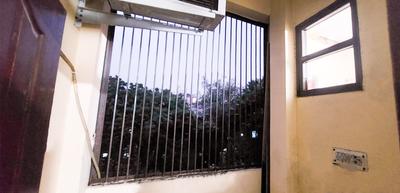 Bedroom Image of 900 Sq.ft 2 BHK Builder Floor for sale in Shahdara New Delhi for Rs. 5000000