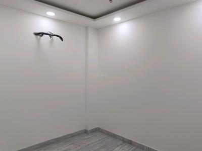Bedroom Image of 650 Sq.ft 2 BHK Builder Floor for sale in Pitampura New Delhi for Rs. 5500000