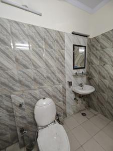 Bathroom Image of 4000 Sq.ft 3 BHK Independent House for sale in Sector 71 Noida for Rs. 110000000
