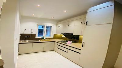 Kitchen Image of 3500 Sq.ft 4 BHK Independent House for sale in Delta III Greater Noida for Rs. 39500000