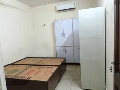 Bedroom Image of 1200 Sq.ft 1 RK Independent House for rent in DDA Flats RWA, Kalkaji New Delhi for Rs. 30000