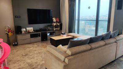 Living Room Image of 1675 Sq.ft 3 BHK Apartment / Flat for sale in Rustomjee Seasons C, Bandra East Mumbai for Rs. 95000000