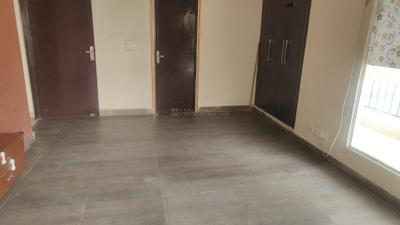 Bedroom Image of 1695 Sq.ft 3 BHK Apartment / Flat for sale in Panchsheel Wellington, Crossings Republik Ghaziabad for Rs. 12100000