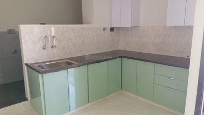 Kitchen Image of 900 Sq.ft 2 BHK Apartment / Flat for rent in Shekhar Shehnai Residency, L I G Colony Indore for Rs. 26000
