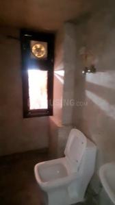 Bathroom Image of 885 Sq.ft 2 BHK Apartment / Flat for sale in Techman Moti Residency, Sikrod Ghaziabad for Rs. 4700000