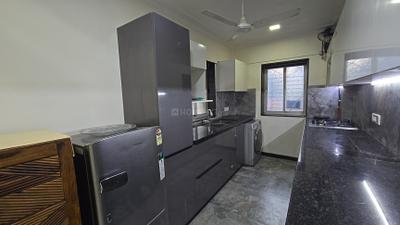 Kitchen Image of 545 Sq.ft 1 BHK Apartment / Flat for rent in Ferns Villa CHS, Andheri West Mumbai for Rs. 70000