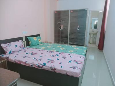 Bedroom Image of ROOMSOOM PG in Sector 126, Noida