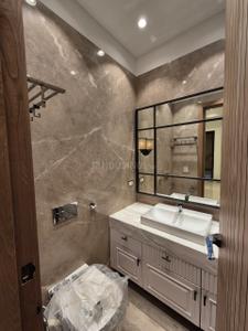 Bathroom Image of 3600 Sq.ft 4 BHK Builder Floor for sale in Safdarjung Enclave New Delhi for Rs. 150000000