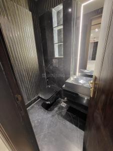Bathroom Image of 1800 Sq.ft 3 BHK Builder Floor for sale in Paschim Vihar New Delhi for Rs. 32000000