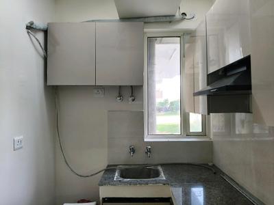 Kitchen Image of 450 Sq.ft 1 BHK Apartment / Flat for rent in Pyramid Infinity, Sector 70 Gurgaon for Rs. 21000
