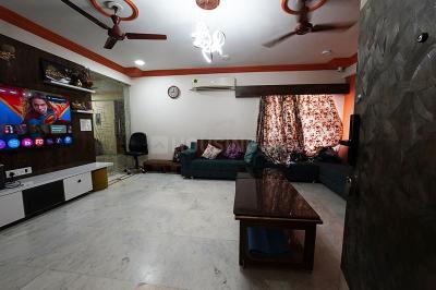 Hall Image of 2925 Sq.ft 4 BHK Apartment / Flat for sale in Bodakdev Ahmedabad for Rs. 16900000