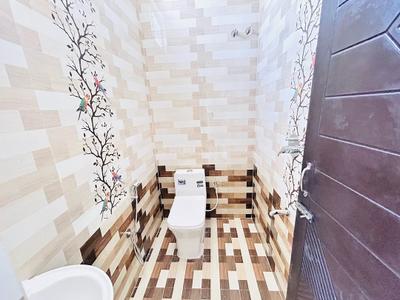 Bathroom Image of 900 Sq.ft 2 BHK Independent House for sale in Avadi Chennai for Rs. 5700000