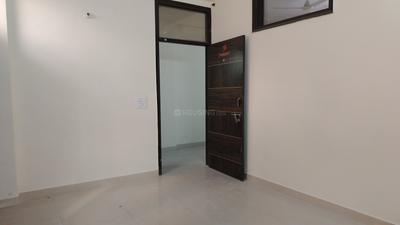 Bathroom Image of 500 Sq.ft 1 BHK Apartment / Flat for rent in Chhattarpur New Delhi for Rs. 25500