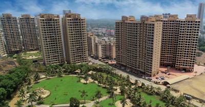 Image of 1250 Sq.ft 2 BHK Apartment / Flat for sale in Stark K Raheja Residency, Malad East, Mumbai for Rs. 21500000