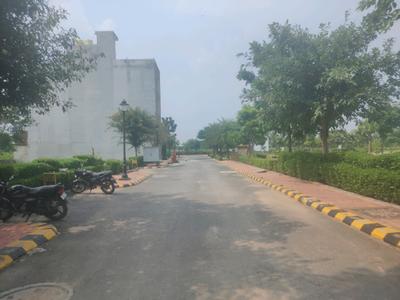 Image of 1100 Sq.ft Residential Plot / Land for sale in Omaxe City, Tajupur, Faridabad for Rs. 16000000