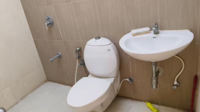 Image of 1850 Sq.ft 3 BHK Apartment / Flat for rent in Adani The Meadows, Vaishno Devi Circle, Ahmedabad for Rs. 35000