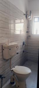 Bathroom Image of 950 Sq.ft 2.5 BHK Apartment / Flat for sale in Thane West Thane for Rs. 26000000