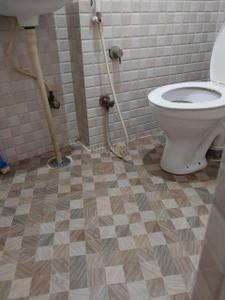 Bathroom Image of 700 Sq.ft 1.5 BHK Builder Floor for rent in Koramangala Bengaluru for Rs. 28000