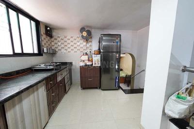 Kitchen Image of 1305 Sq.ft 4 BHK Apartment / Flat for sale in Maninagar Ahmedabad for Rs. 9800000