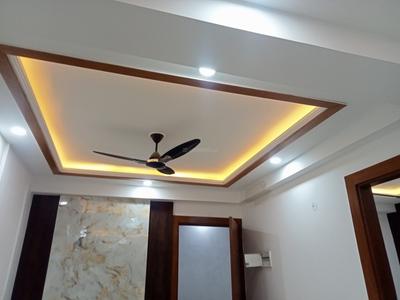 Living Room Image of 1050 Sq.ft 2 BHK Apartment / Flat for sale in Sector 73 Noida for Rs. 3800000