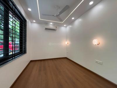 Bedroom Image of 1800 Sq.ft 3.5 BHK Apartment / Flat for sale in DDA Sector Pocket B C, Vasant Kunj New Delhi for Rs. 45000000